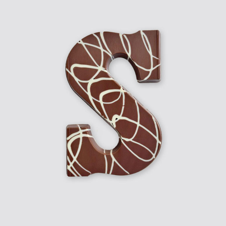 Praline Chocolade Letter